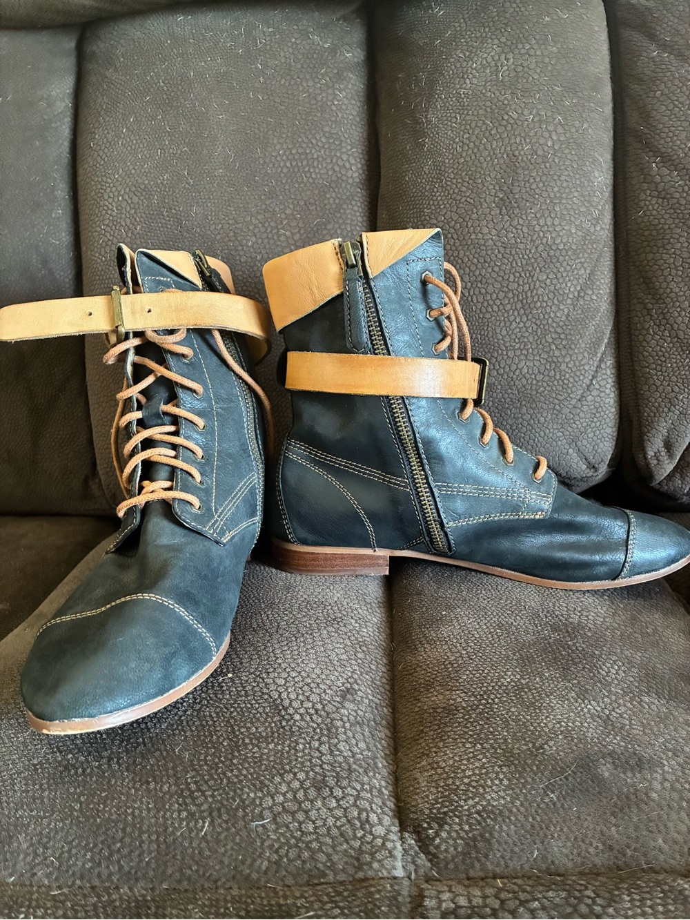 Juil Lelo Grounding Two-Tone Lace-Up Boots with Strap - Black & Tan-size 8